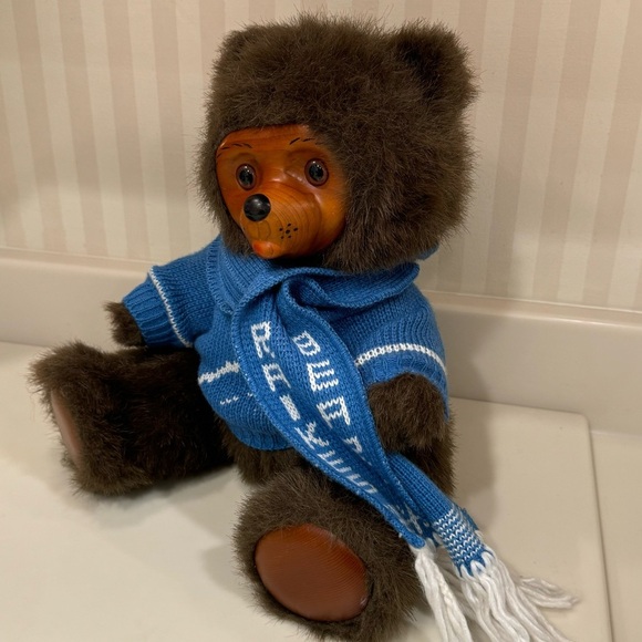 Vintage Robert Raikes Collectible Eric The Bear Wood Face And Feet - Picture 6 of 16